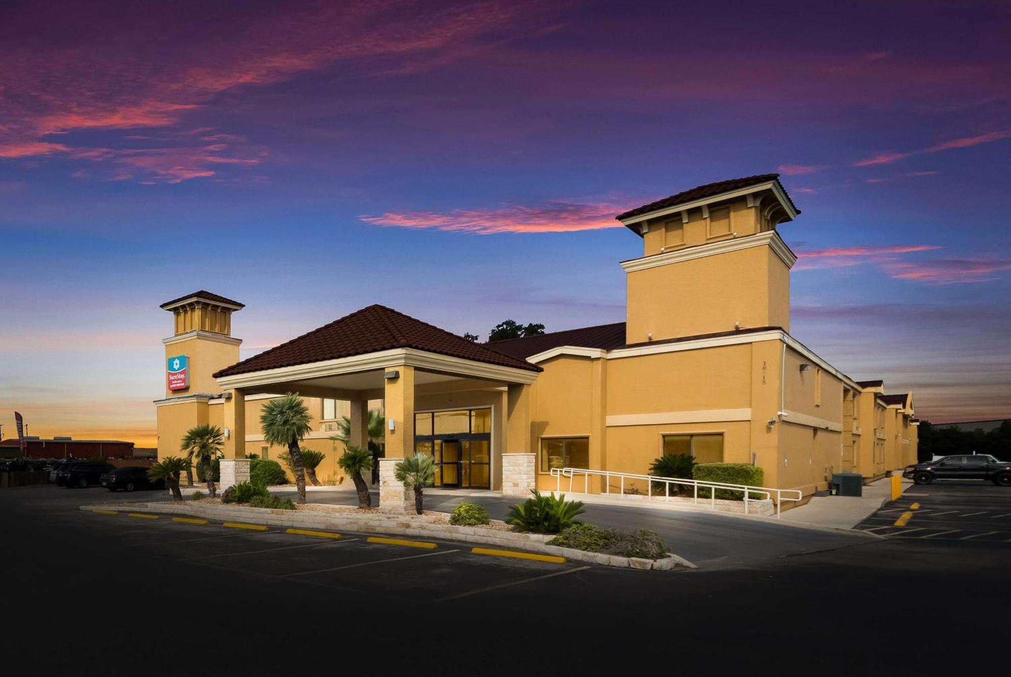 Surestay Plus Hotel By Best Western San Antonio North Екстериор снимка